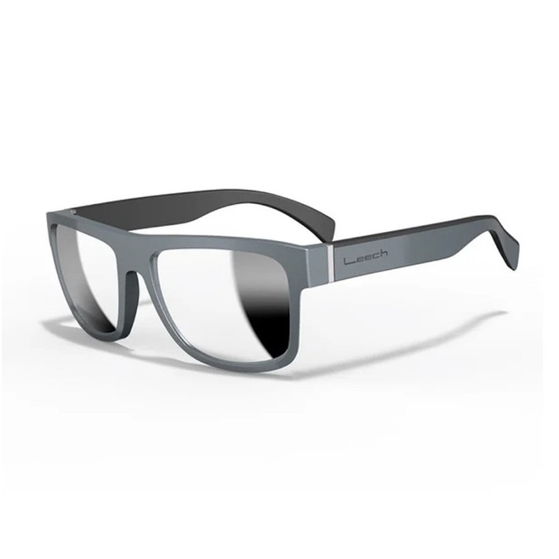 Leech Street Titanium